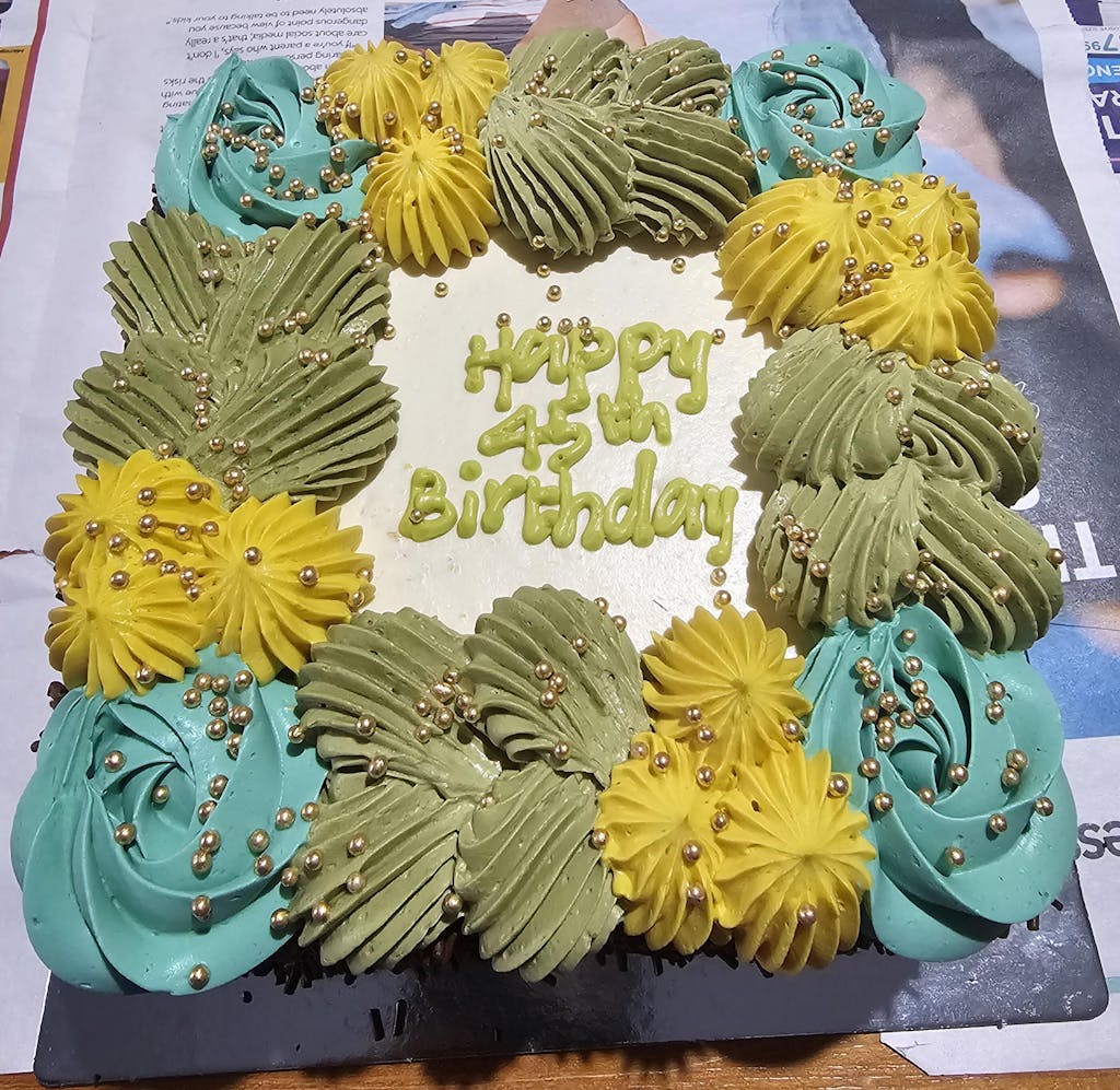 Customer photo for an Amour Desserts review