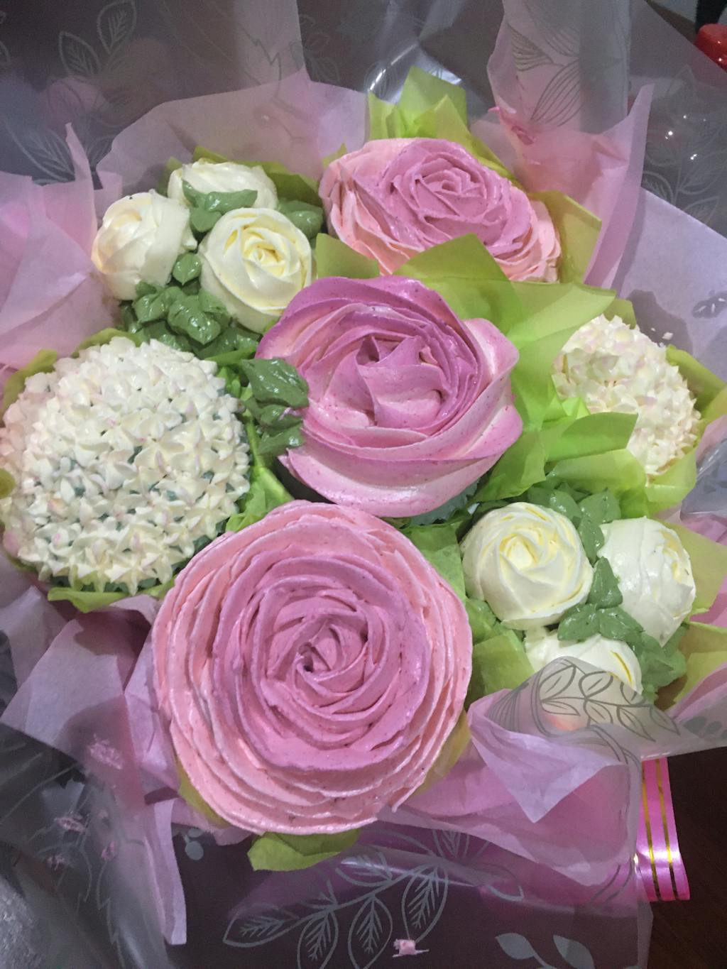Customer photo for an Amour Desserts review