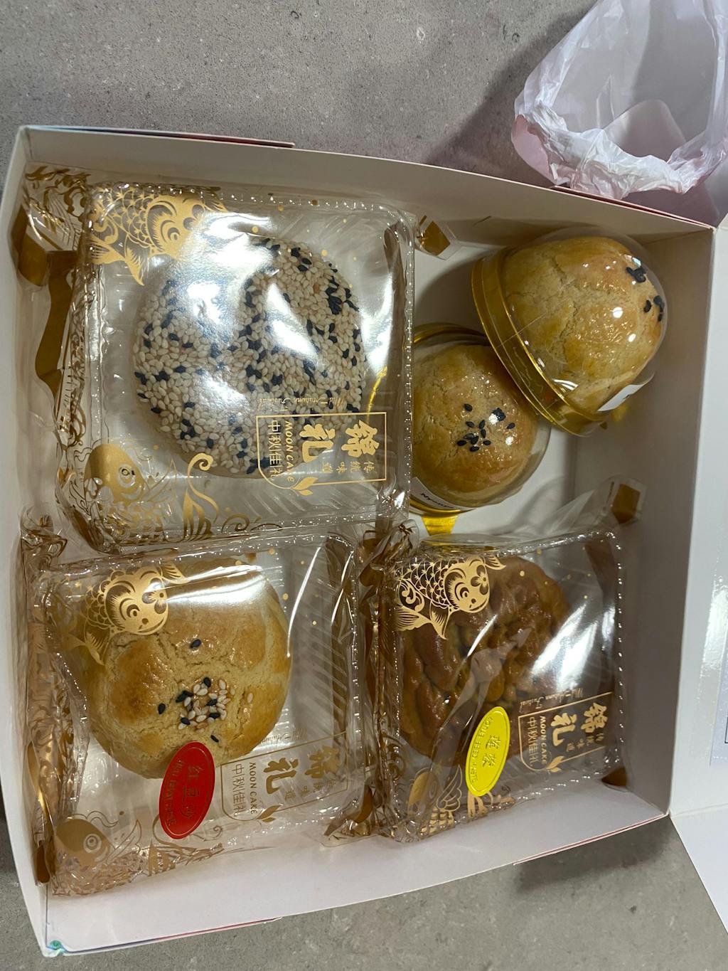 Customer photo for an Amour Desserts review