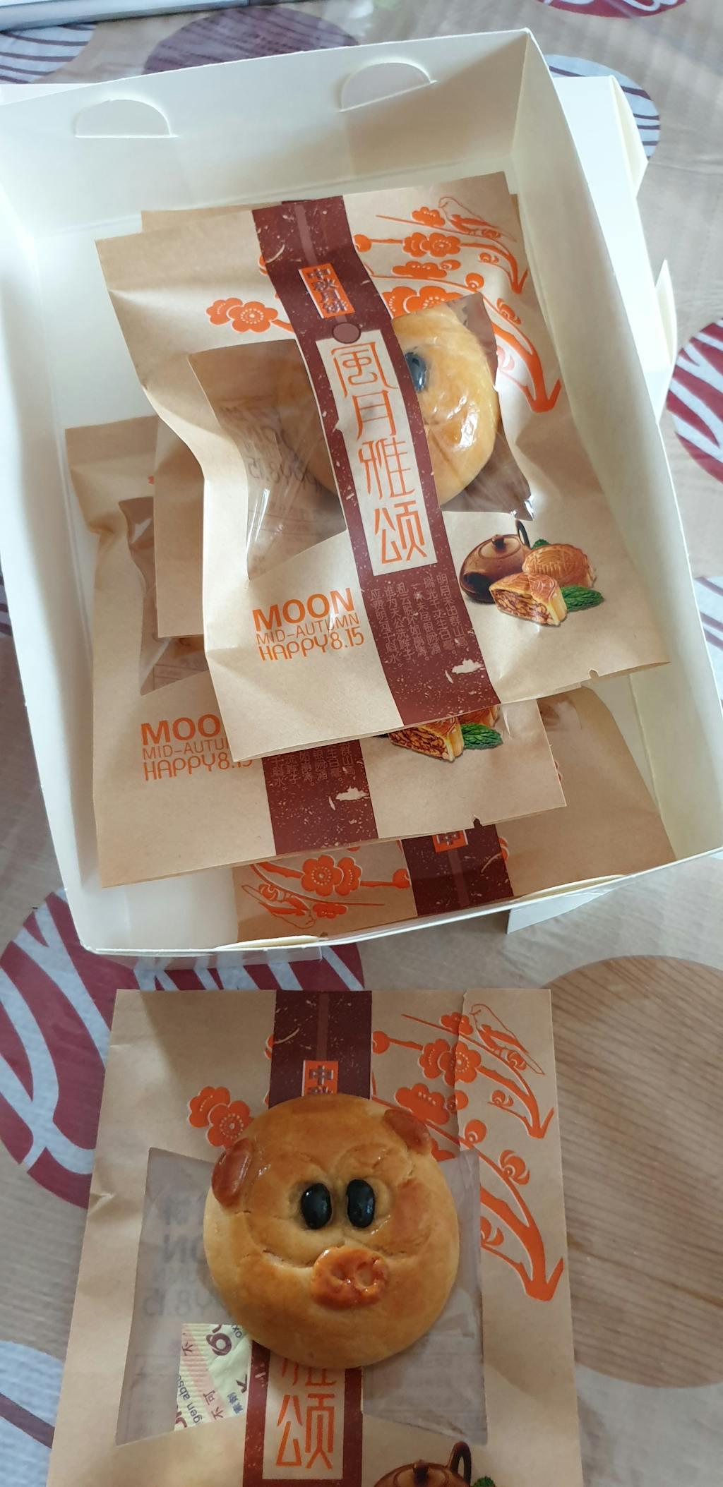Customer photo for an Amour Desserts review