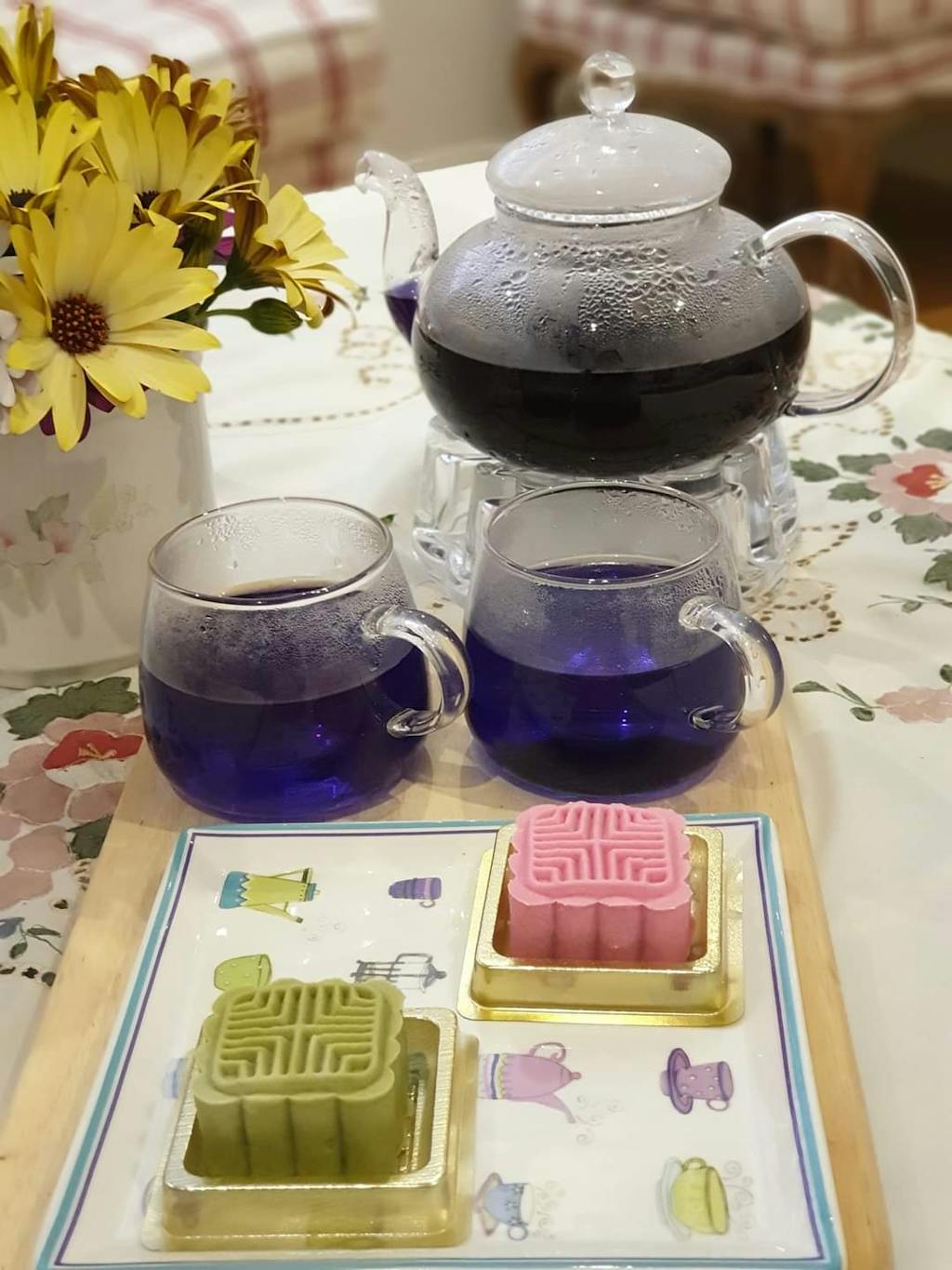Customer photo for an Amour Desserts review
